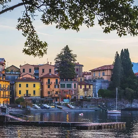 ヴィラ Varenna Villa ヴァレンナ